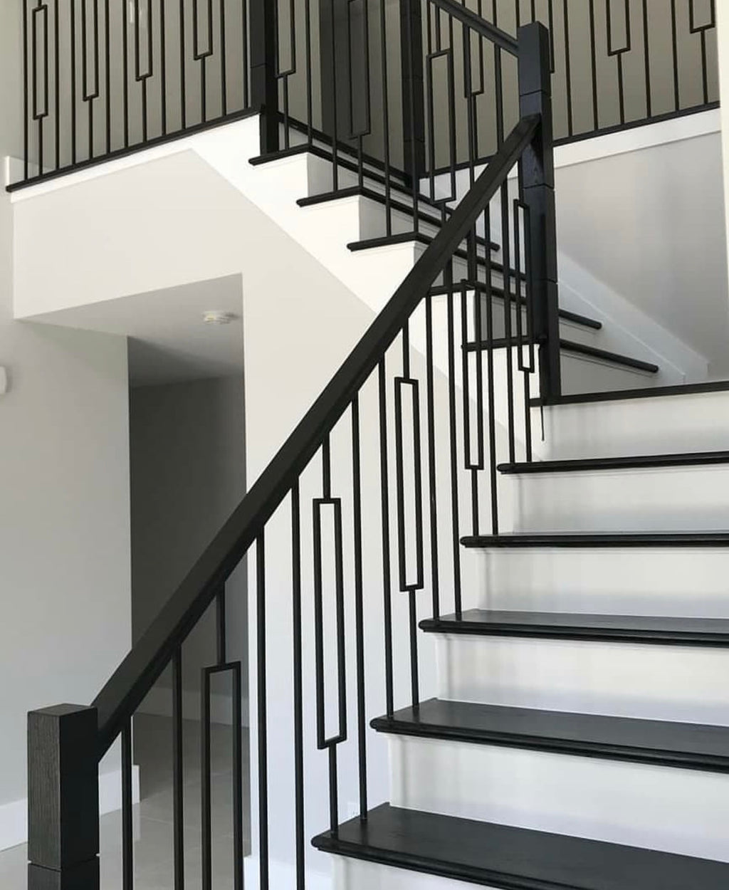 Single Rectangle Iron Baluster image 5