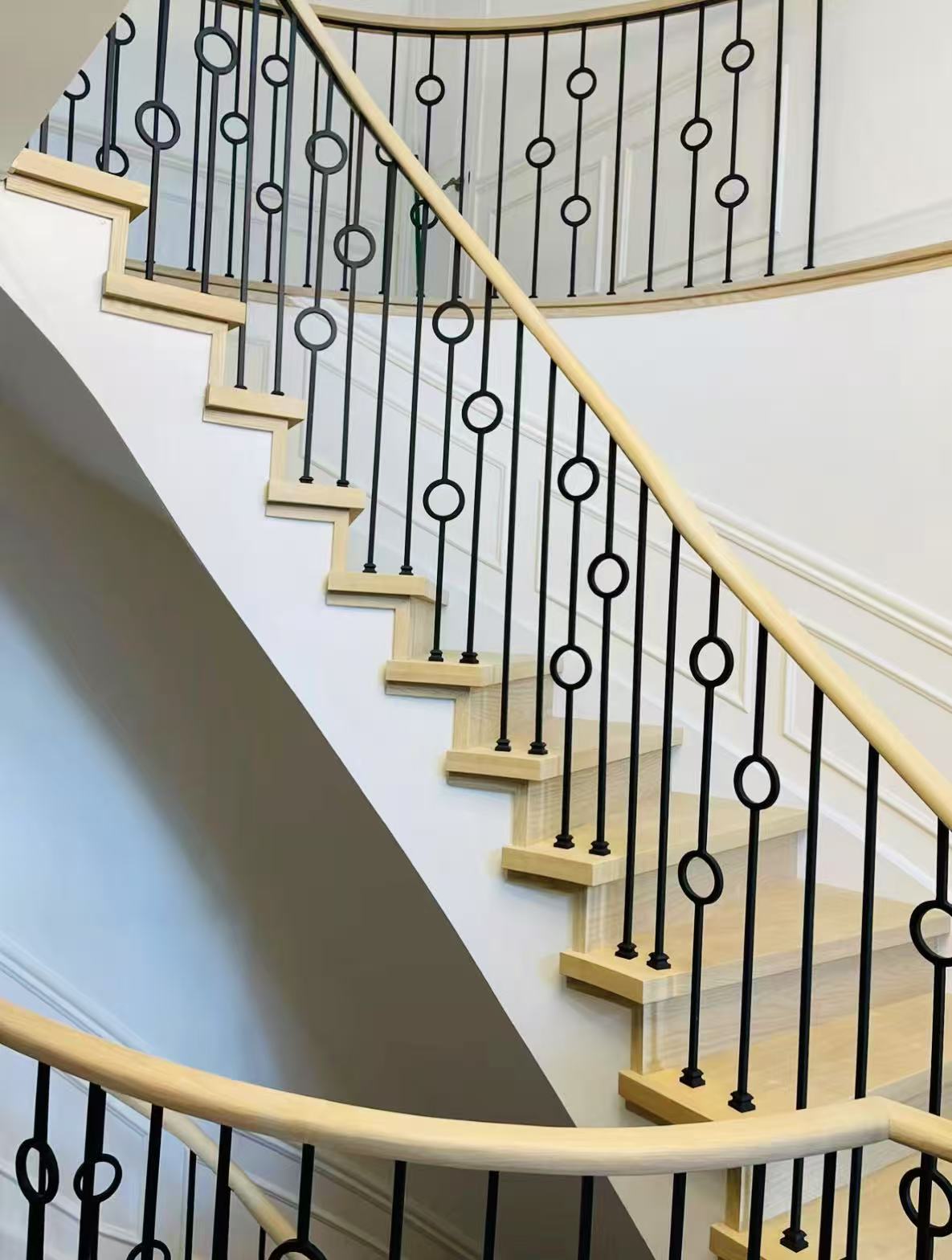 Single Ring Iron Baluster