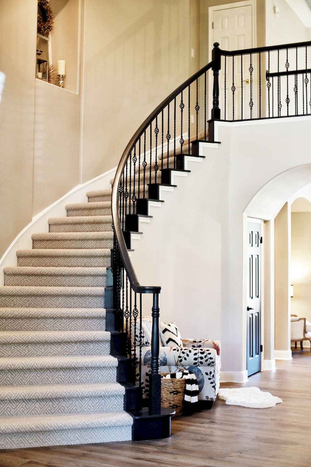 Double Basket Iron Baluster image 2