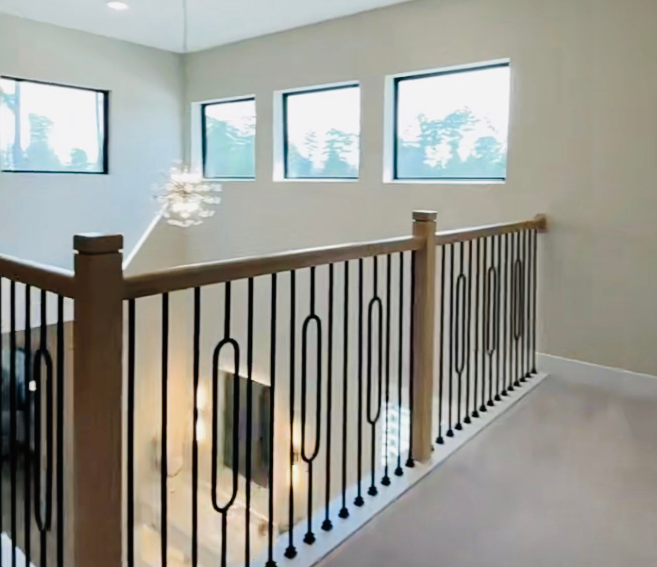 Oval Iron Baluster image 5