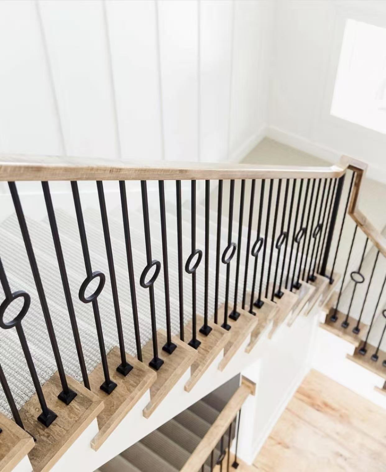 Single Ring Iron Baluster image 4