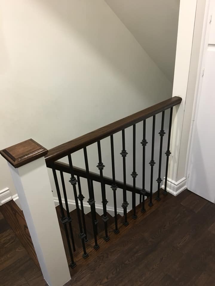 Single Knuckle Iron Baluster image 5