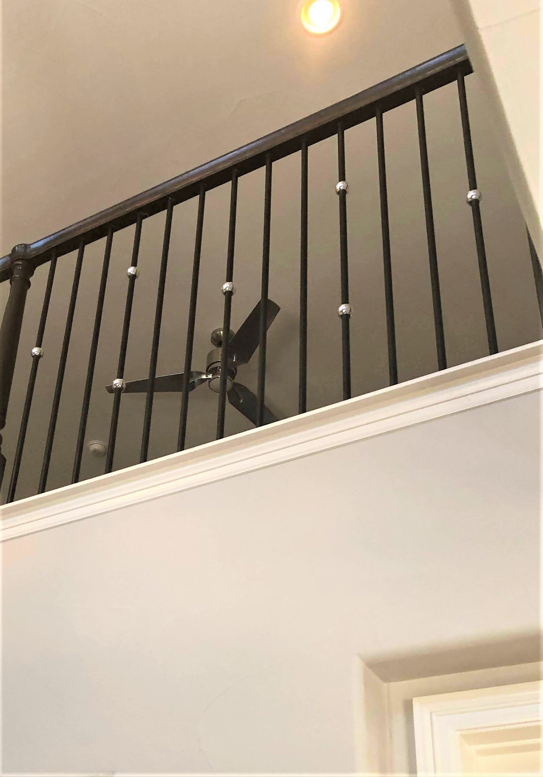 Sphere Iron Baluster in Chrome